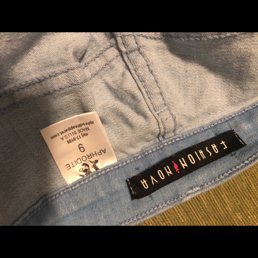 Fashion Nova high waisted ombré distressed jeans 9 - Picture 13 of 15